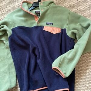Patagonia sweatshirt